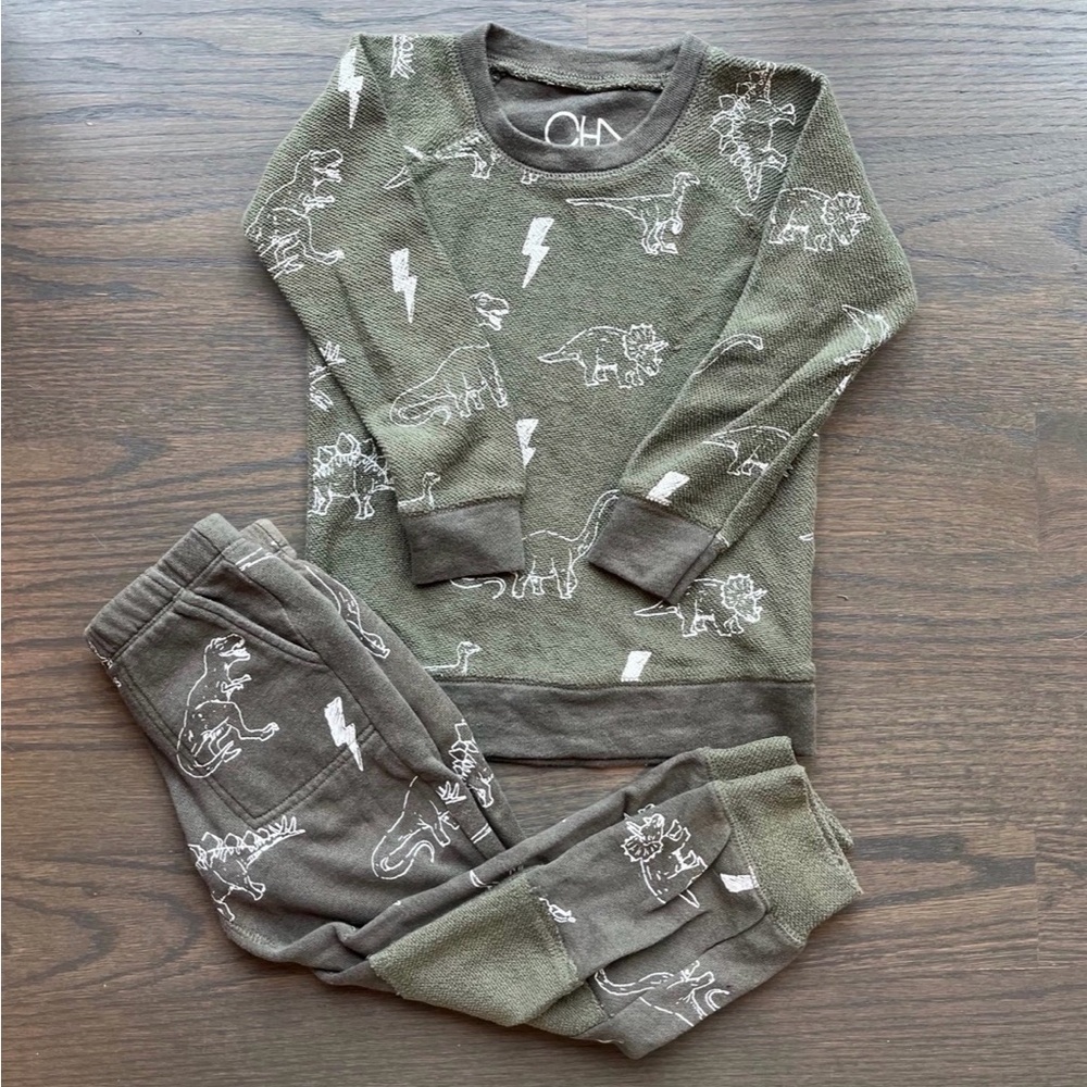 Boys Chaser Dino & Lightening Sweatsuit (size 4)